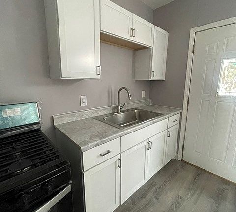 3rd image of 2345 W 70th St #2