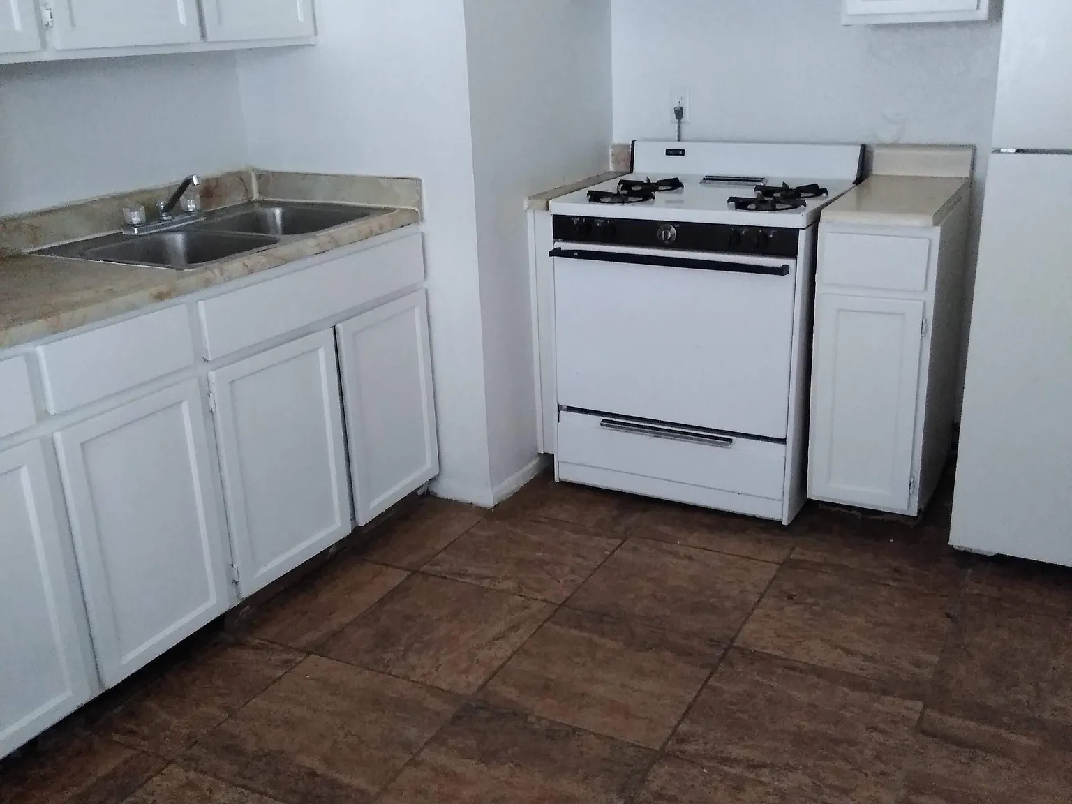 Puerta del Sol Apartments llc. — Photo 1