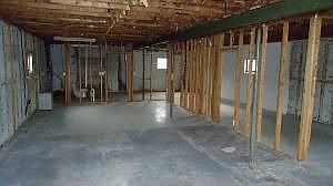 4th image of 14501 Howard Rd