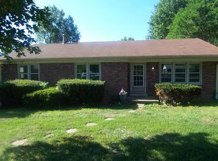 202 Seminole Trl, Georgetown, KY 40324