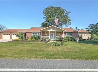 240 Berlin Rd, New Oxford, PA 17350