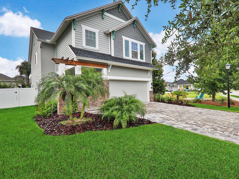 1st image of 255 Park Lake Dr