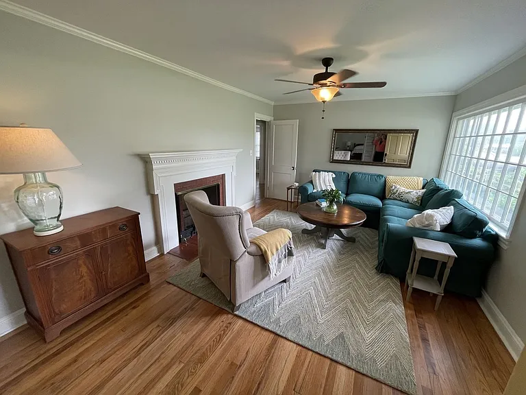 615 E Sabiston Dr #302 — Photo 10