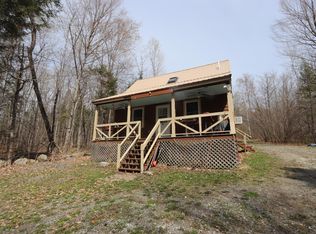 669 Pond Rd, Saint Albans, ME 04971