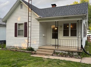 2608 S Walnut St, Springfield, IL 62704