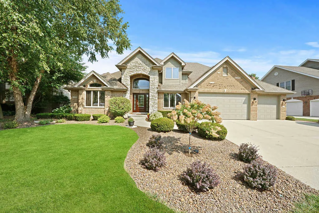 10844 Caribou Ln photo 1
