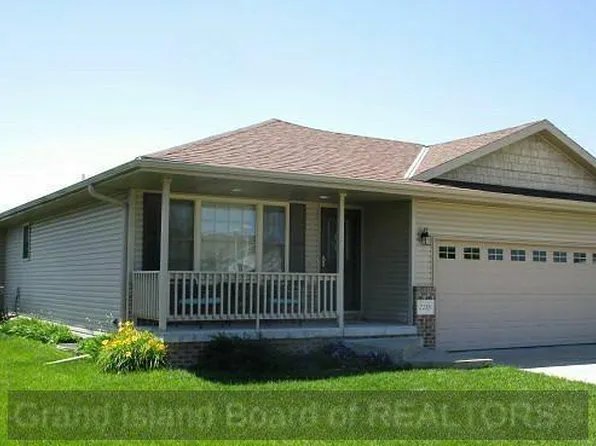 2235 N 1st St, Seward, NE 68434