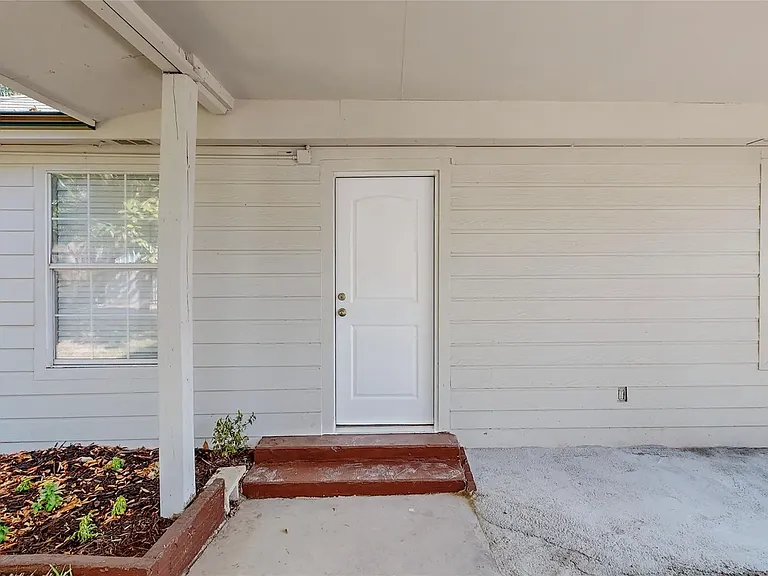 3810 Cotton Ln — Photo 12