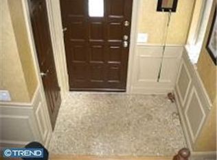 2606 Red Oak Cir, Springfield, PA 19064