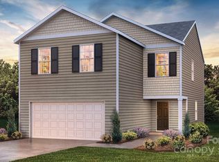 1051 20th Avenue Loop SE, Hickory, NC 28602