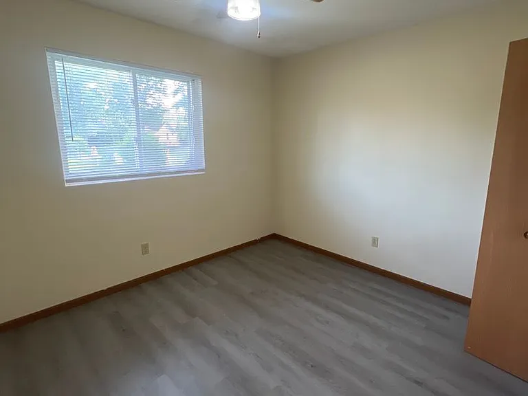 516 W. Herndon — Photo 6