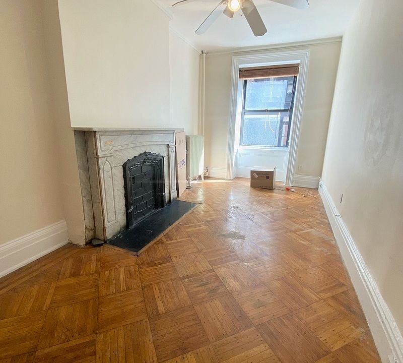 1st image of 47 E 30th St #4A