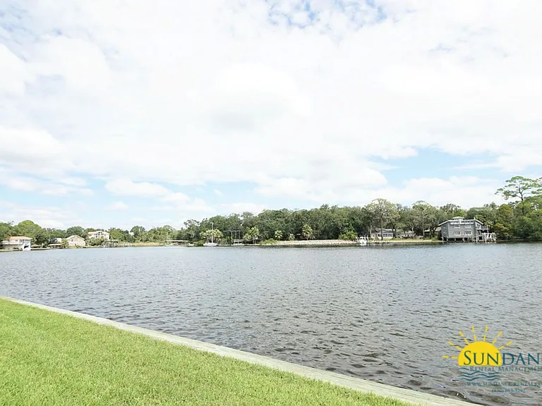 101 Old Ferry Rd #28A — Photo 15