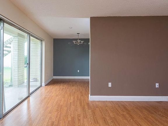5th image of 7905 Savanah Palm Pl Unit 101