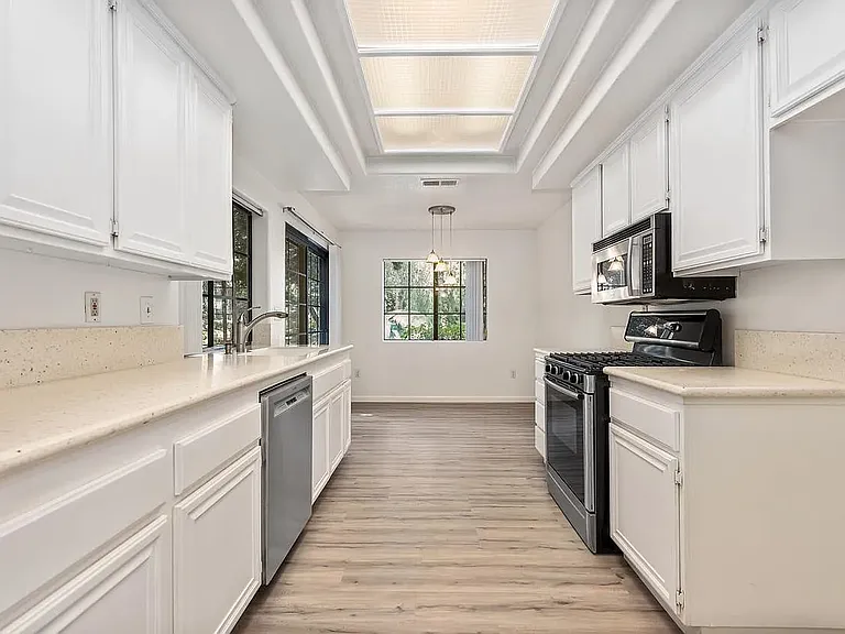 8182 Mainsail Dr #102 — Photo 12