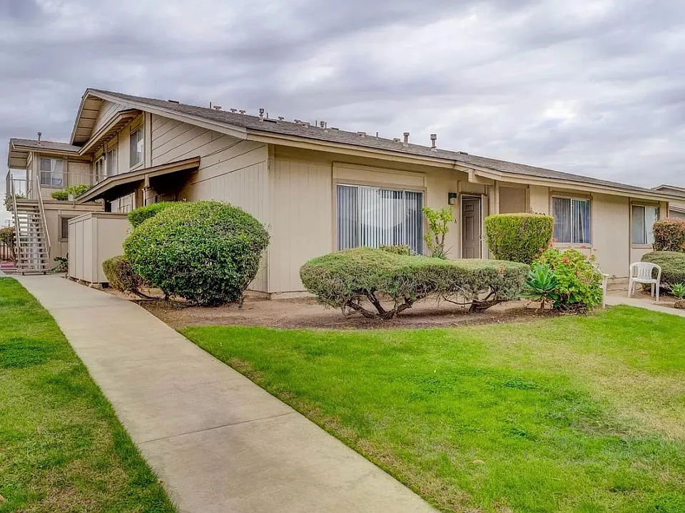 808 Green Way #C