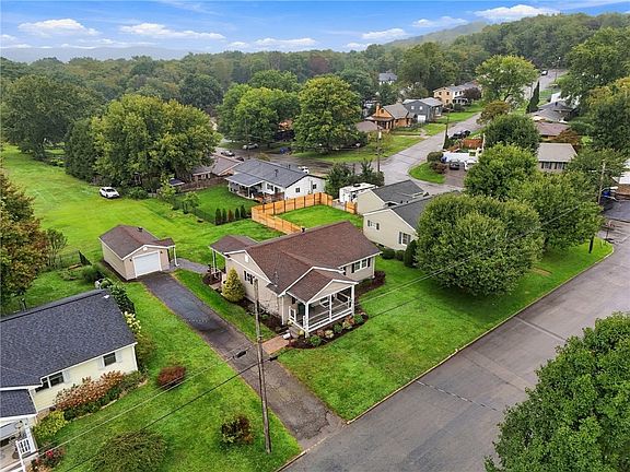 5th image of 120 Maria Ln