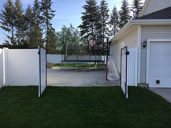 Park your trailer in here.