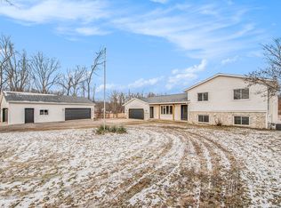 9095 76th St SE, Alto, MI 49302