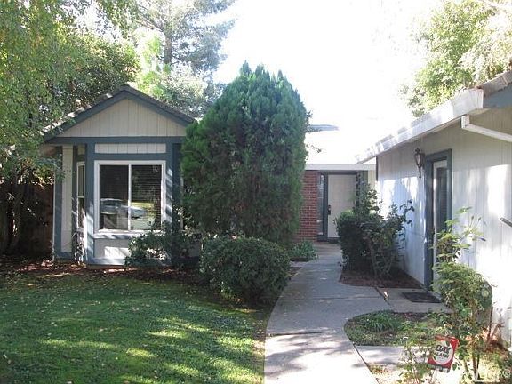 2nd image of 31 Topam Ct
