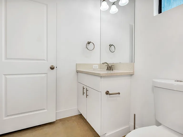 603 Edgewood St #B — Photo 10