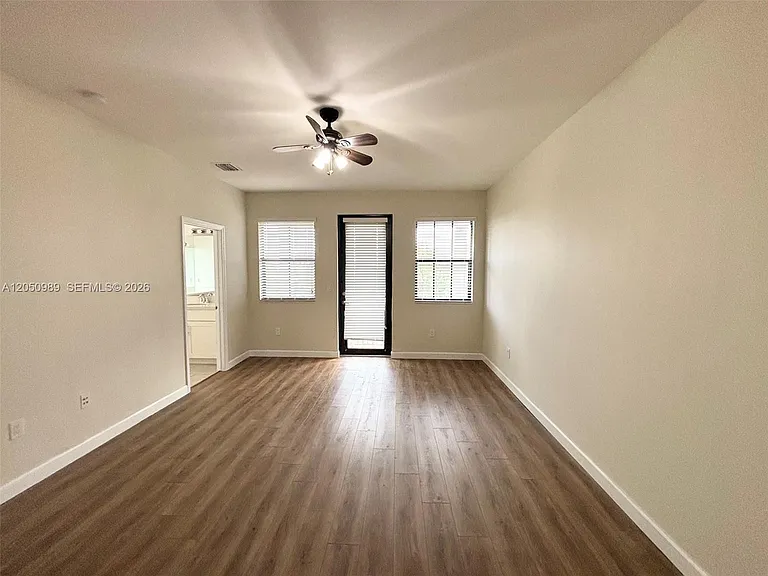 10445 NW 61st Ln #10445 — Photo 10