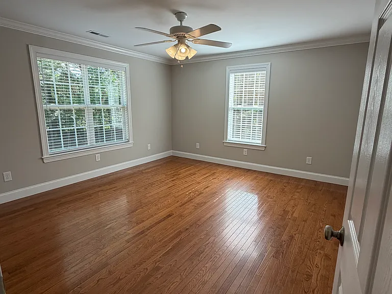 5425 Lower Stone Church Rd — Photo 4