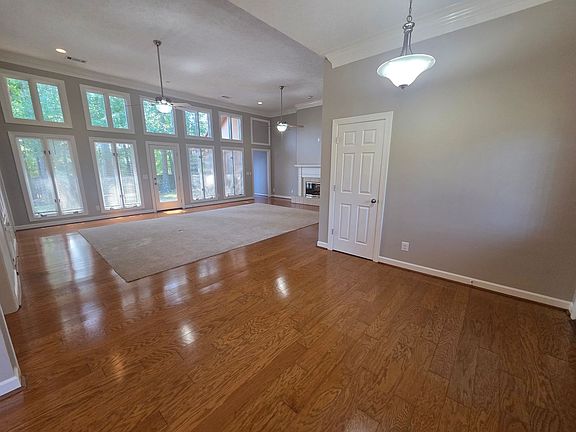 3rd image of 6548 Mink Dr