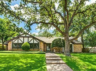 1213 Greenbriar Ln, Arlington, TX 76013