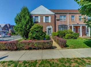 10001 67th Dr, Forest Hills, NY 11375