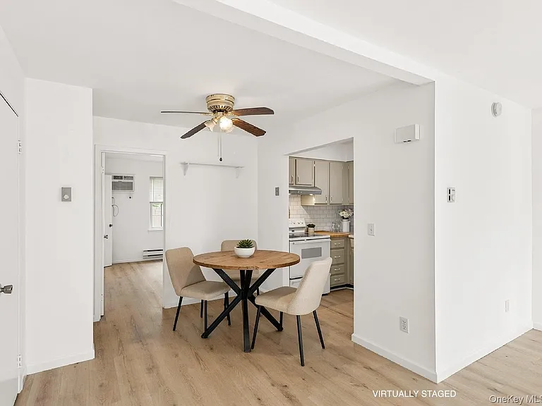 1000 9th St #D37 — Photo 8