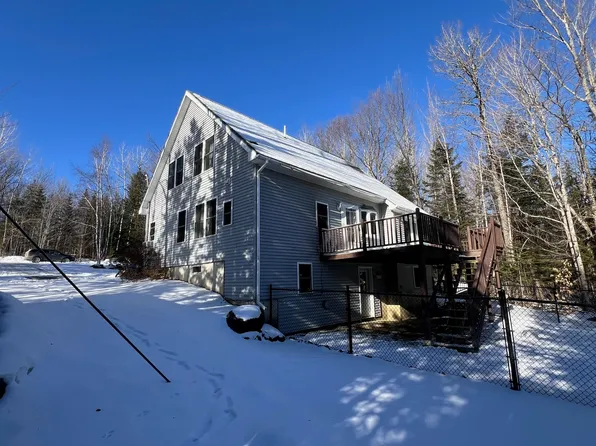 147 Bear Lane, Dexter, ME 04930