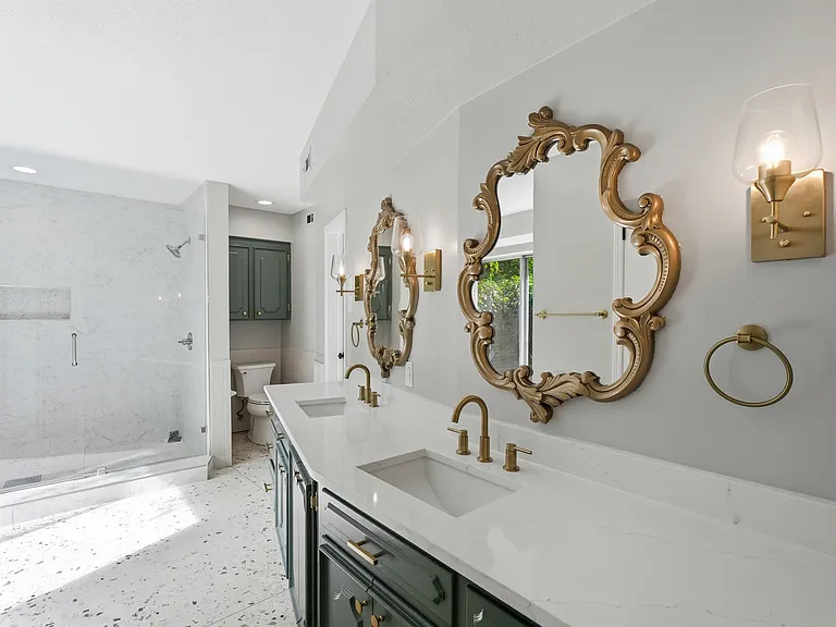 6815 Lyre Ln — Photo 28