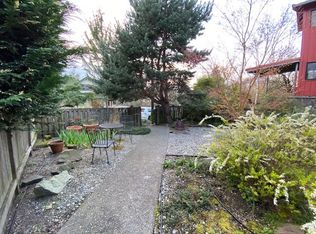 2108 1st Ave W, Seattle, WA 98119