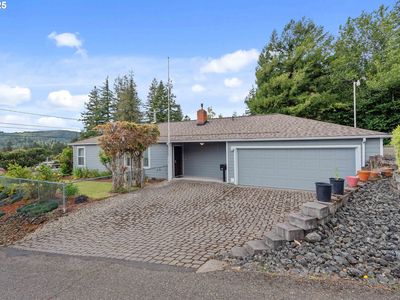 808 E 14th St, Coquille, OR, 97423