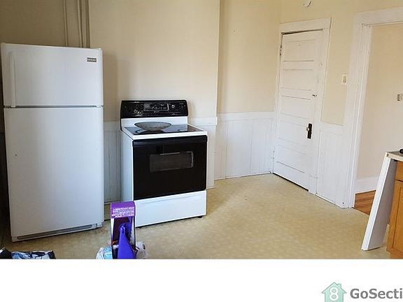 2nd image of 64 Hartford Ave #64