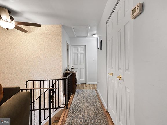 5th image of 74 Midway Ave