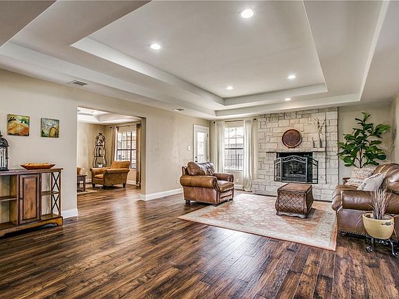 4th image of 2236 Covinton Ln