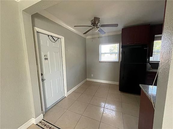 5th image of 1200 NW 9th Ter