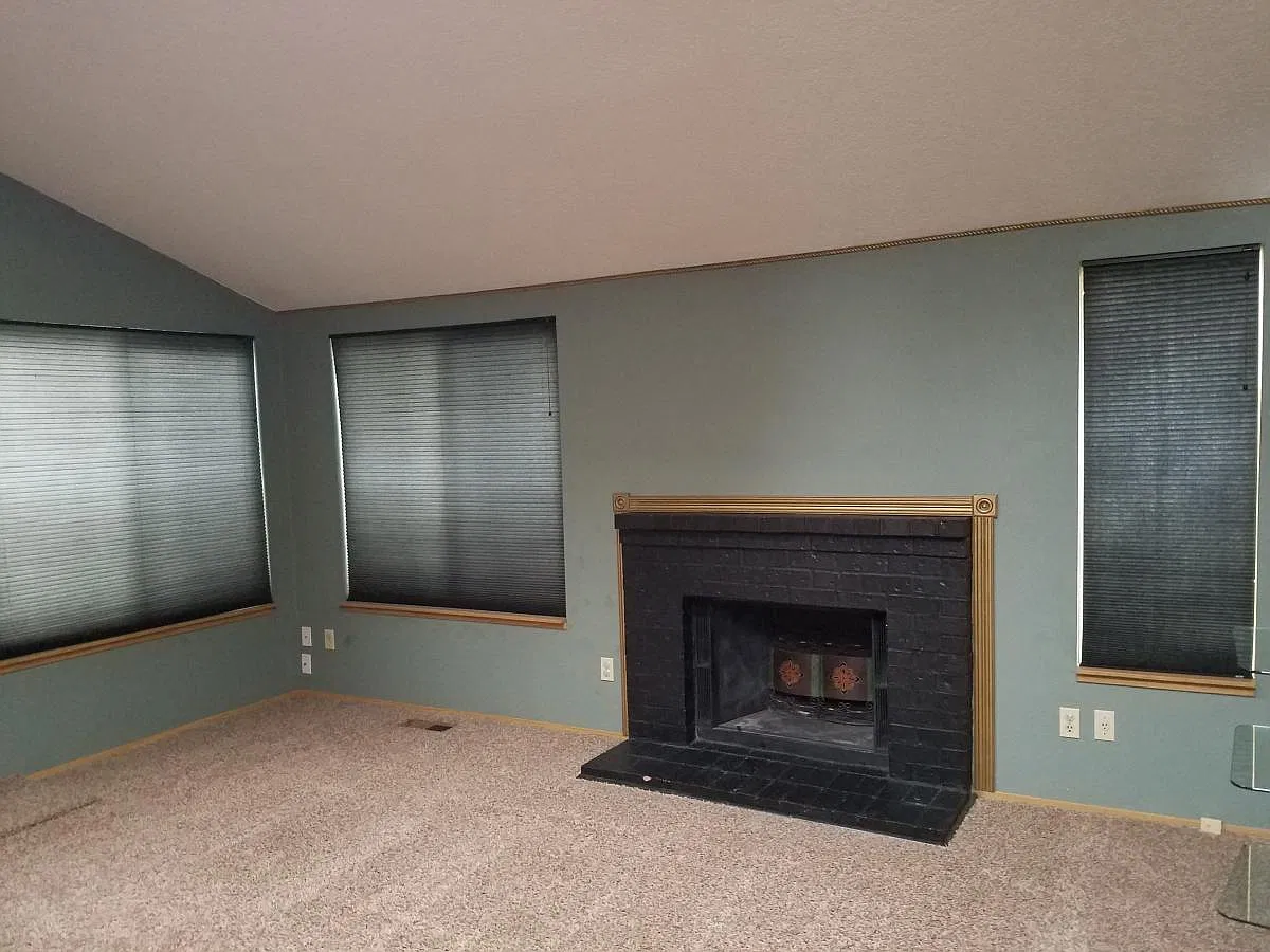 3 bed, 970 sqft, $2,150 — Photo 2
