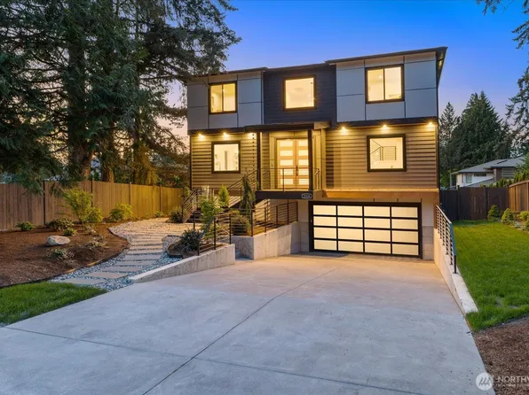 12226 NE 70th Street, Kirkland, WA 98033