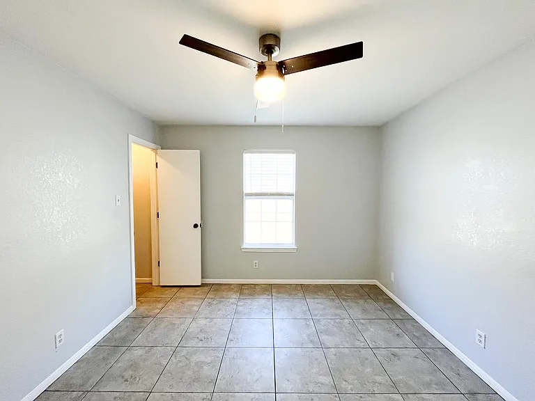 2603 Edgefield St #B — Photo 30
