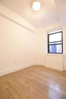 Rented by REAL New York | media 23