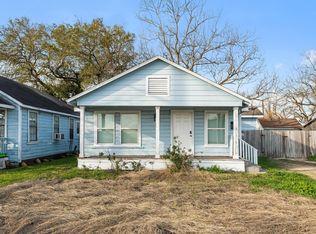 1605 Walnut Ave, Rosenberg, TX 77471
