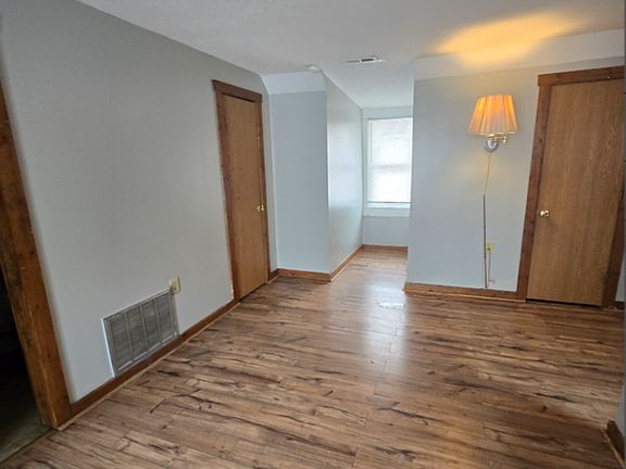 2nd image of 39 N Belmont Ave