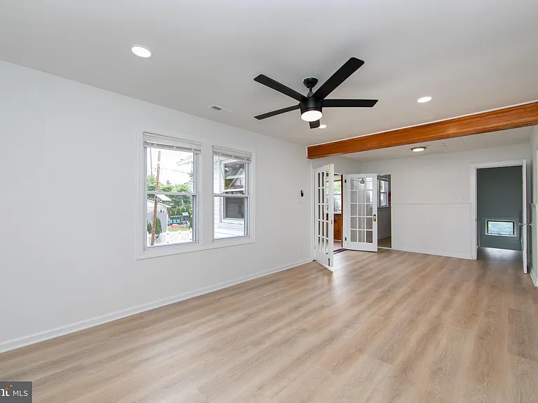 312 4th Ave — Photo 4