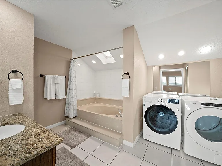 7041 Kingston Cove Ln #254 — Photo 31