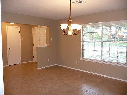 2nd image of 1901 Berlinger Dr