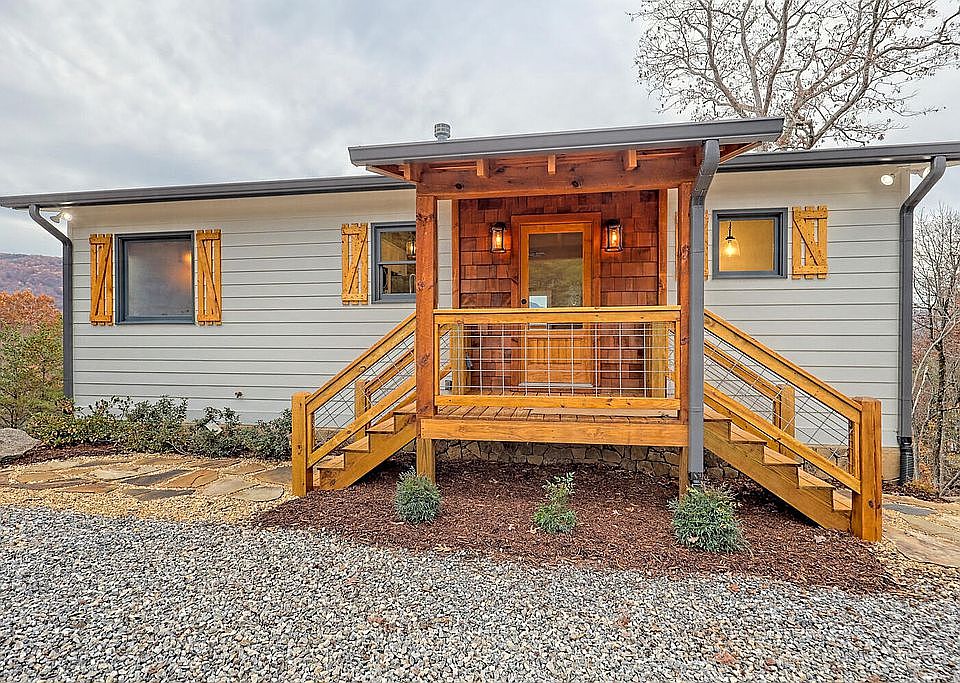 703 Crooked Creek Connector, Young Harris, GA 30582 Zillow