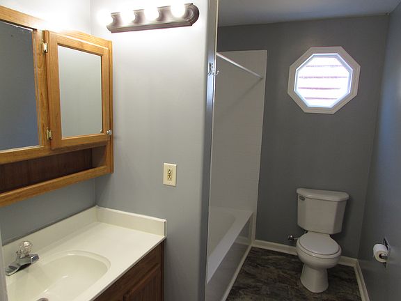 5th image of 430 S 25th St